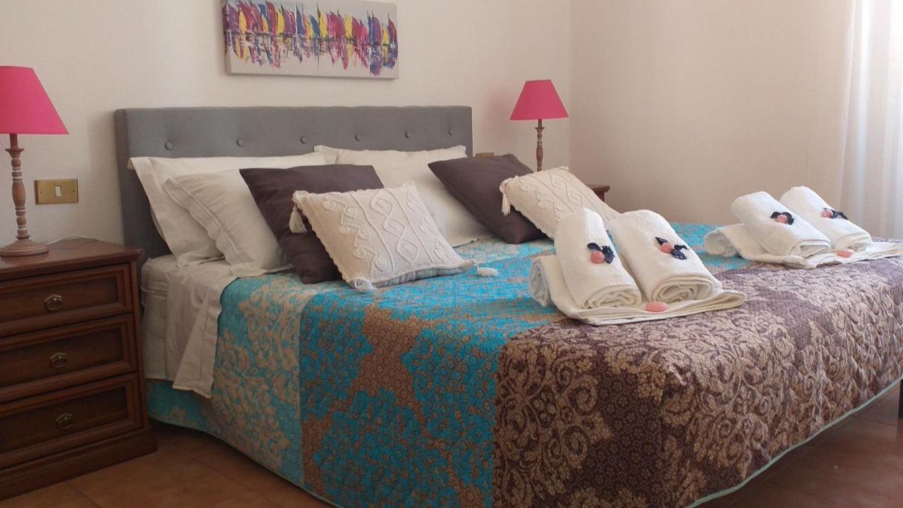 شقة لا سبيتسْيا  في A Casa Mia... Nel Corso المظهر الخارجي الصورة